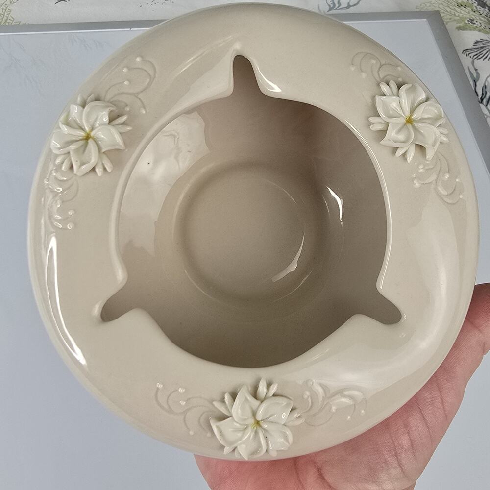 Dorothy Okumoto Plumeria Flower Ivory Porcelain Bowl Hawaii Signed Vintage